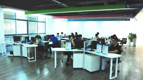 厦门信息集团信创应用适配中心正式揭牌启用，助力产业数字化转型与经济发展